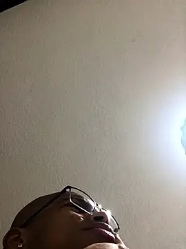 criss zuri online show from January 12, 2026, 12:23 pm