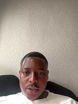 Snapshot of DaddyMyles chatting on June 7, 2026, 10:20 am DaddyMyles online show from June 7, 2026, 10:20 am