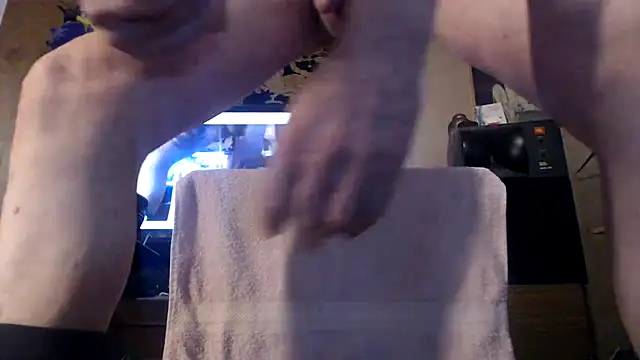 Snapshot of BiglovelyXXL chatting on March 11, 2026, 9:03 am BiglovelyXXL online show from March 11, 2026, 9:03 am