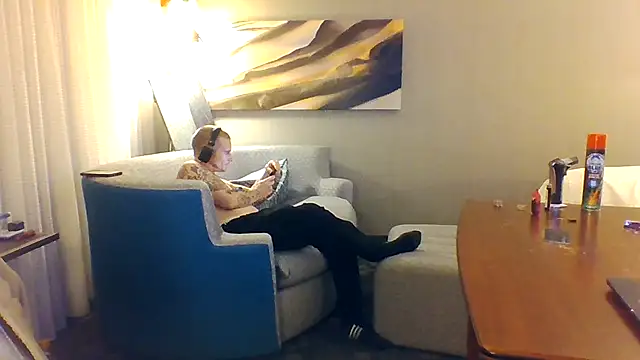 Snapshot of WWGD69 chatting on September 25, 2025, 12:44 pm WWGD69 online show from September 25, 2025, 12:44 pm