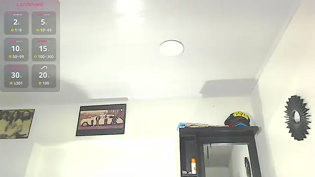 Vicky hotmilf online show from December 2, 2025, 11:12 am