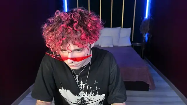 Blaiz Vok online show from December 21, 2025, 8:42 pm