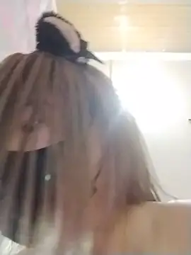 Helen69x online show from June 18, 2026, 3:16 am