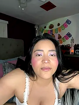 MyHoneyFrida online show from October 7, 2025, 2:34 am