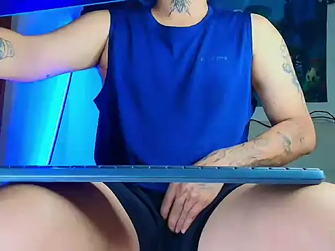 Snapshot of Zoldyck_420 chatting on October 26, 2025, 6:14 am Zoldyck 420 online show from October 26, 2025, 6:14 am