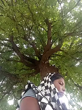 Jivika Jaiswal online show from October 5, 2025, 4:25 am