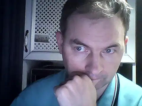 SummerArthur online show from October 7, 2025, 7:26 pm