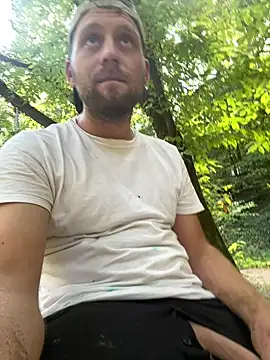 th3bo55 online show from September 22, 2025, 4:02 pm