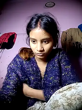 Snapshot of Hot_Mayra_ chatting on December 4, 2025, 6:12 am Hot Mayra online show from December 4, 2025, 6:12 am