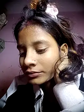 Snapshot of Hot_Mayra_ chatting on November 15, 2025, 4:49 am Hot Mayra online show from November 15, 2025, 4:49 am