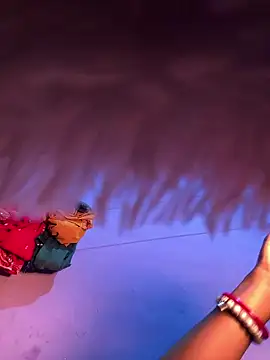 Snapshot of Hot_Mayra_ chatting on January 14, 2026, 6:06 am Hot Mayra online show from January 14, 2026, 6:06 am