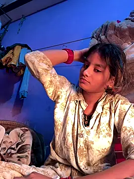 Snapshot of Hot_Mayra_ chatting on January 7, 2026, 6:18 am Hot Mayra online show from January 7, 2026, 6:18 am