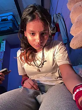 Snapshot of Hot_Mayra_ chatting on January 5, 2026, 5:49 pm Hot Mayra online show from January 5, 2026, 5:49 pm