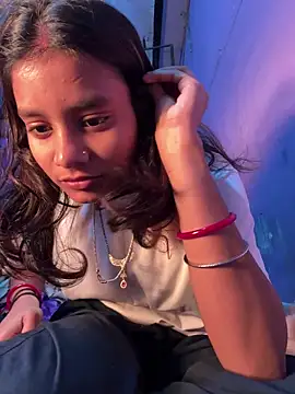 Snapshot of Hot_Mayra_ chatting on December 20, 2025, 6:49 am Hot Mayra online show from December 20, 2025, 6:49 am