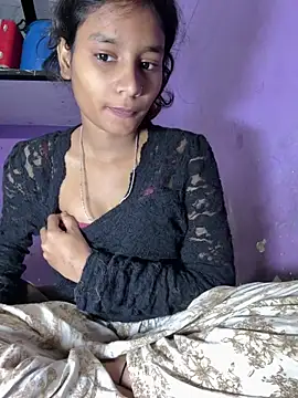 Snapshot of Hot_Mayra_ chatting on December 16, 2025, 6:39 am Hot Mayra online show from December 16, 2025, 6:39 am