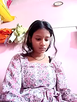 Snapshot of Hot_Mayra_ chatting on October 17, 2025, 7:22 am Hot Mayra online show from October 17, 2025, 7:22 am