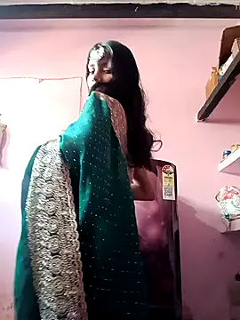 Snapshot of Hot_Mayra_ chatting on September 15, 2025, 5:08 am Hot Mayra online show from September 15, 2025, 5:08 am