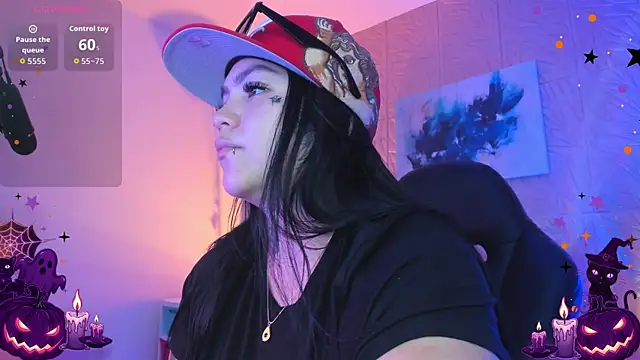 MAGIC TESSA online show from October 6, 2025, 7:25 pm