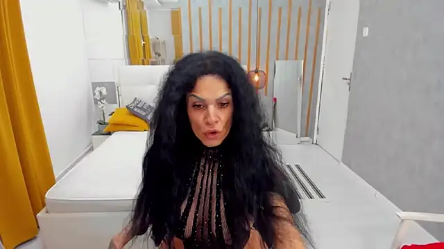 Snapshot of MarbellaRyder chatting on August 2, 2026, 6:49 pm MarbellaRyder online show from August 2, 2026, 6:49 pm