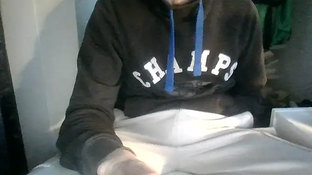 juju78jujuu online show from October 28, 2025, 6:45 am