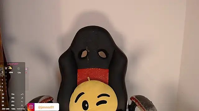 jennozz online show from June 10, 2026, 11:39 pm