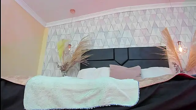 Boss Domiinator online show from February 9, 2026, 12:19 am