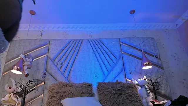 Boss Domiinator online show from January 5, 2026, 5:27 pm