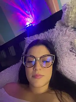 alilith online show from November 20, 2025, 7:36 pm