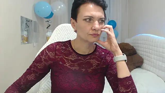 AvaSaturnian online show from September 20, 2025, 12:10 pm