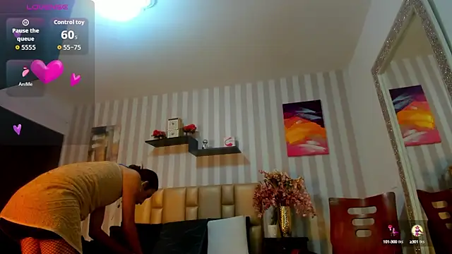 MissDiabla  online show from September 23, 2025, 7:32 pm