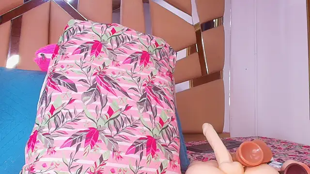 sweegirl69 online show from September 14, 2025, 11:54 am