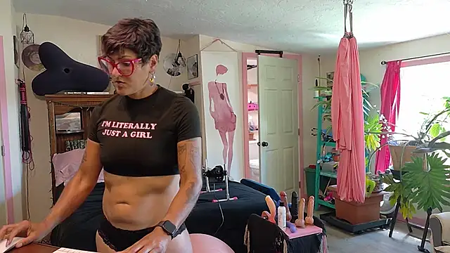 kinkycanner online show from July 5, 2026, 9:32 pm