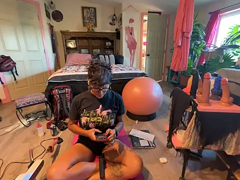 kinkycanner online show from June 18, 2026, 1:37 am