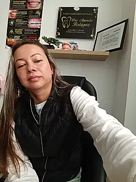Madisson-04  online show from July 13, 2026, 12:59 pm