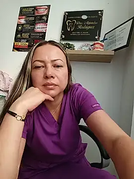 Madisson-04  online show from July 22, 2026, 1:02 pm