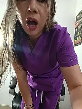 Madisson-04  online show from August 8, 2026, 1:18 pm