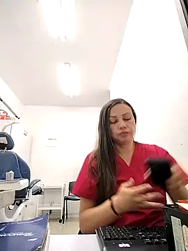 Madisson-04  online show from September 29, 2025, 7:30 pm