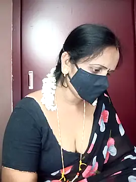 Snapshot of Mee_harini-telugupilla chatting on February 21, 2026, 6:43 pm Mee harini-telugupilla online show from February 21, 2026, 6:43 pm