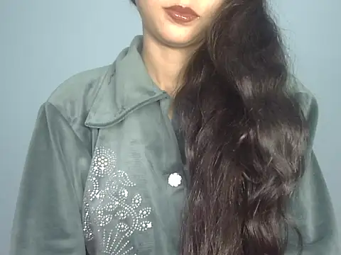 Saniya9B online show from December 3, 2025, 5:12 pm