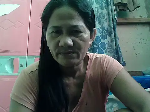 hotmama 063 online show from October 12, 2025, 1:40 am