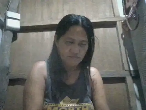 hotmama 063 online show from June 18, 2026, 9:42 pm