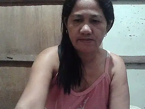 hotmama 063 online show from March 6, 2026, 9:32 pm