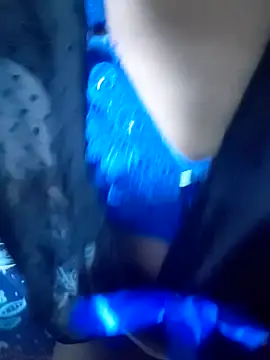 BunnyBloom25 online show from November 13, 2025, 3:27 pm