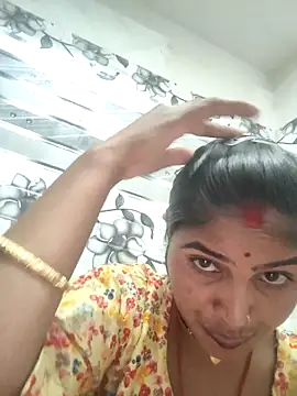 Snapshot of LUCKY_cut chatting on February 15, 2026, 9:19 am LUCKY cut online show from February 15, 2026, 9:19 am