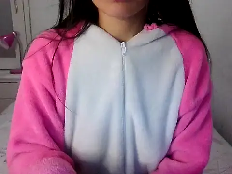 Taylormegan online show from July 7, 2026, 1:36 pm
