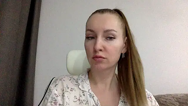 Varnyx online show from February 23, 2026, 5:02 pm