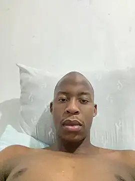 Snapshot of dick4mami chatting on February 5, 2026, 7:32 pm dick4mami online show from February 5, 2026, 7:32 pm