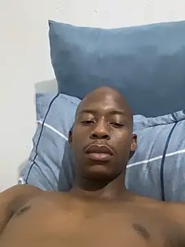 Snapshot of dick4mami chatting on March 3, 2026, 5:20 pm dick4mami online show from March 3, 2026, 5:20 pm