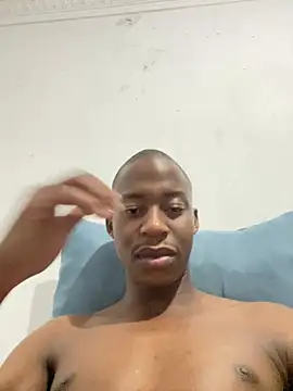 Snapshot of dick4mami chatting on March 17, 2026, 4:32 pm dick4mami online show from March 17, 2026, 4:32 pm