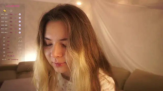 MarlinVarian online show from October 19, 2025, 4:43 pm